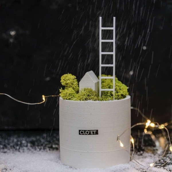 To the Moon - by Cloet Design