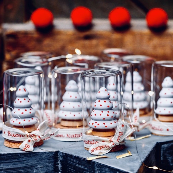 Bom Bom di Natale: Weihnachtsbäumchen aus Holz in Glaskuppel » Clo'eT Design