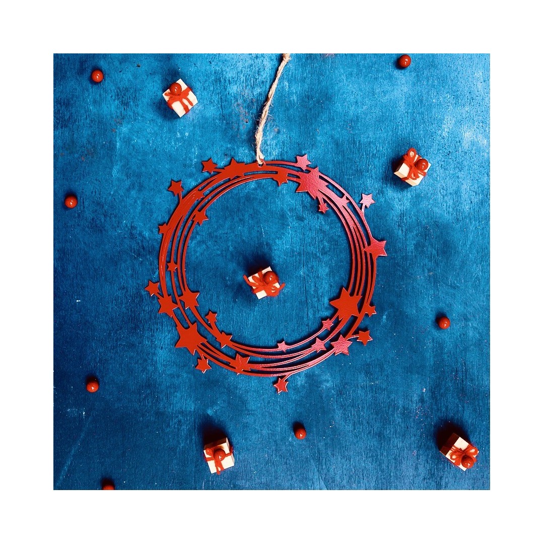 Metal Comet Wreath - Elegant Christmas Decoration » Clo'eT Design
