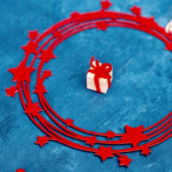 Guirlande Étoiles Filantes en Métal - Décoration de Noël Élégante » Clo'eT Design