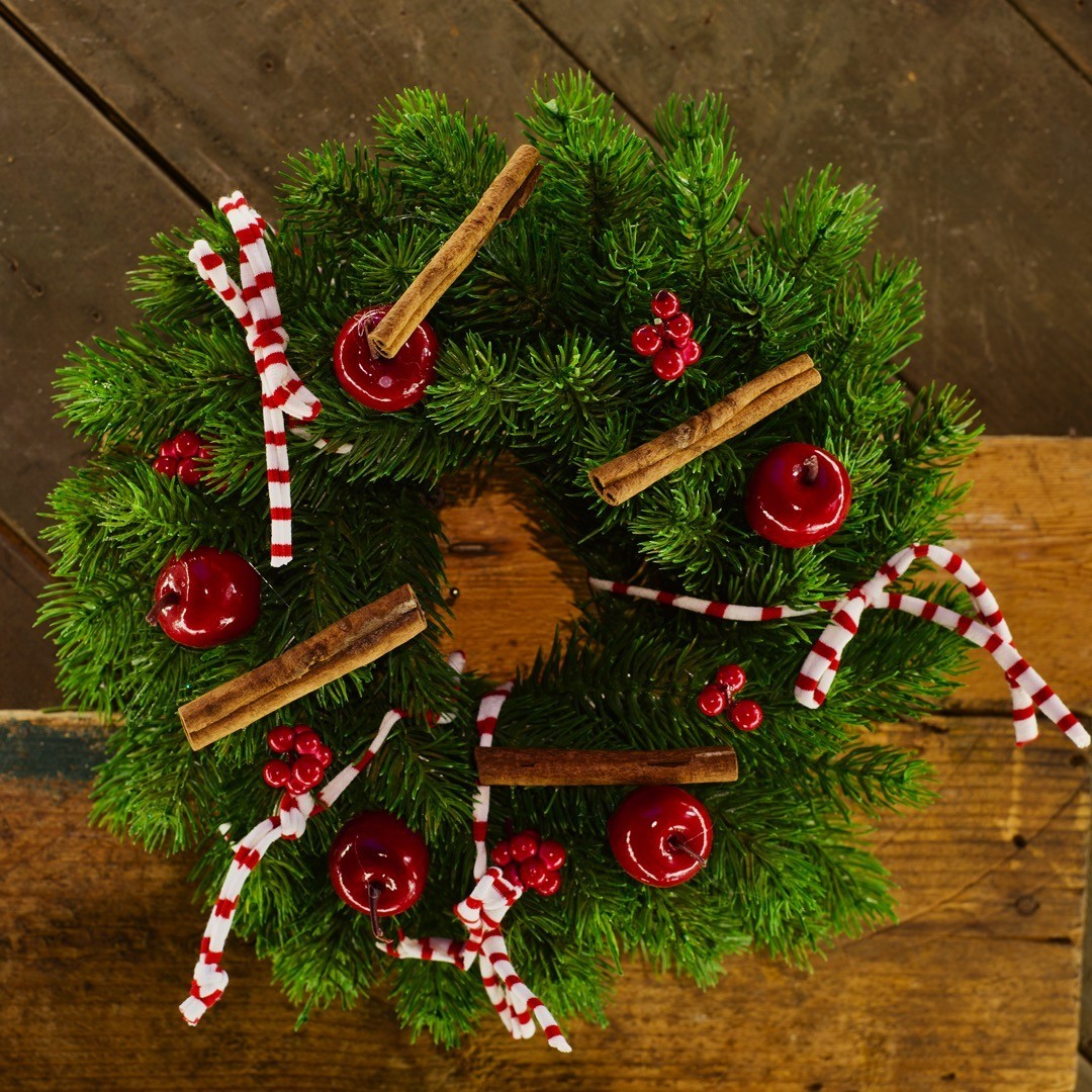 Silicone Melina Wreath for a Traditional and Youthful Christmas » Clo'eT Design