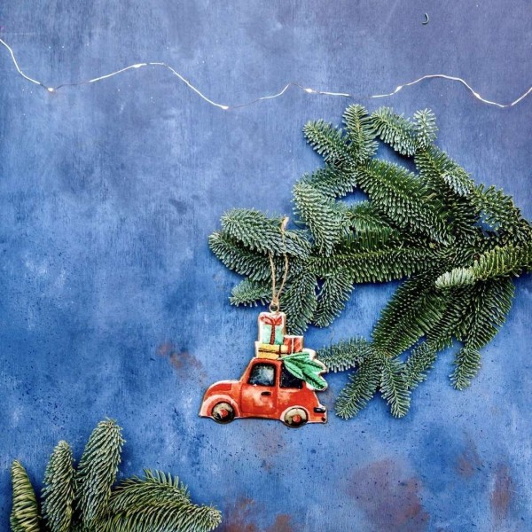 Kleines Auto mit Tanne - Vintage Anhänger aus Blech für Weihnachten » Clo'eT Design