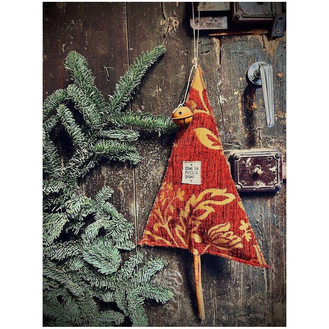 Pino "Like a childhood dream" in Damask Fabric » Clo'eT Design