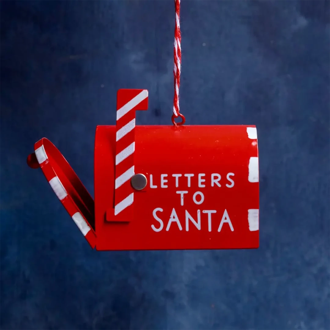 Hängender Briefkasten aus Blech für Weihnachtsdekorationen » Clo'eT Design