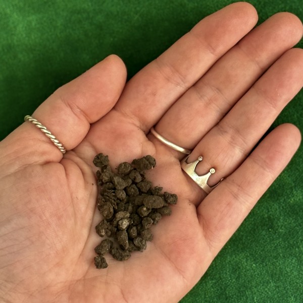 Macic Poo - Nuggets - Plant Fertilizer » Clo’eT Design
