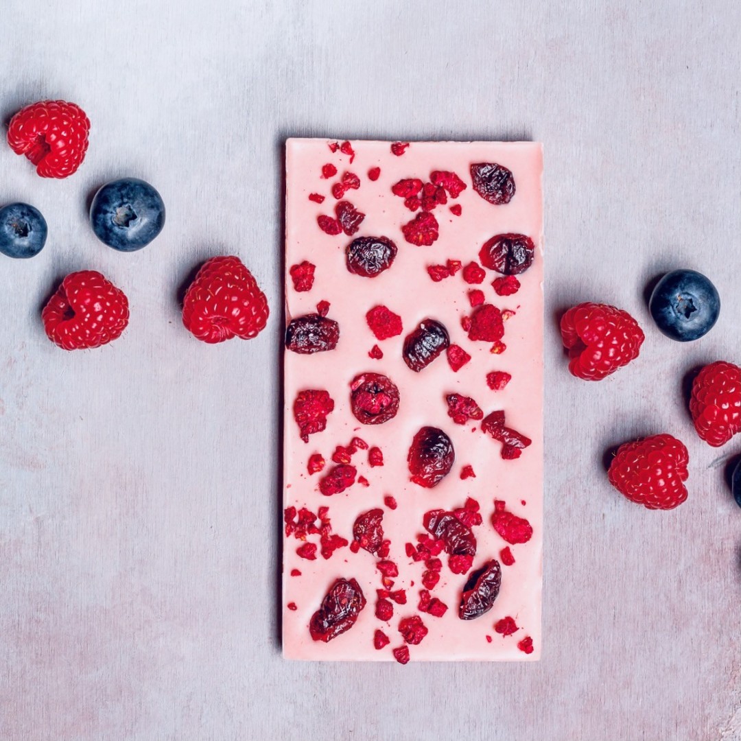 Chocolate - Raspberry and Blueberries - White » Clo'eT Design